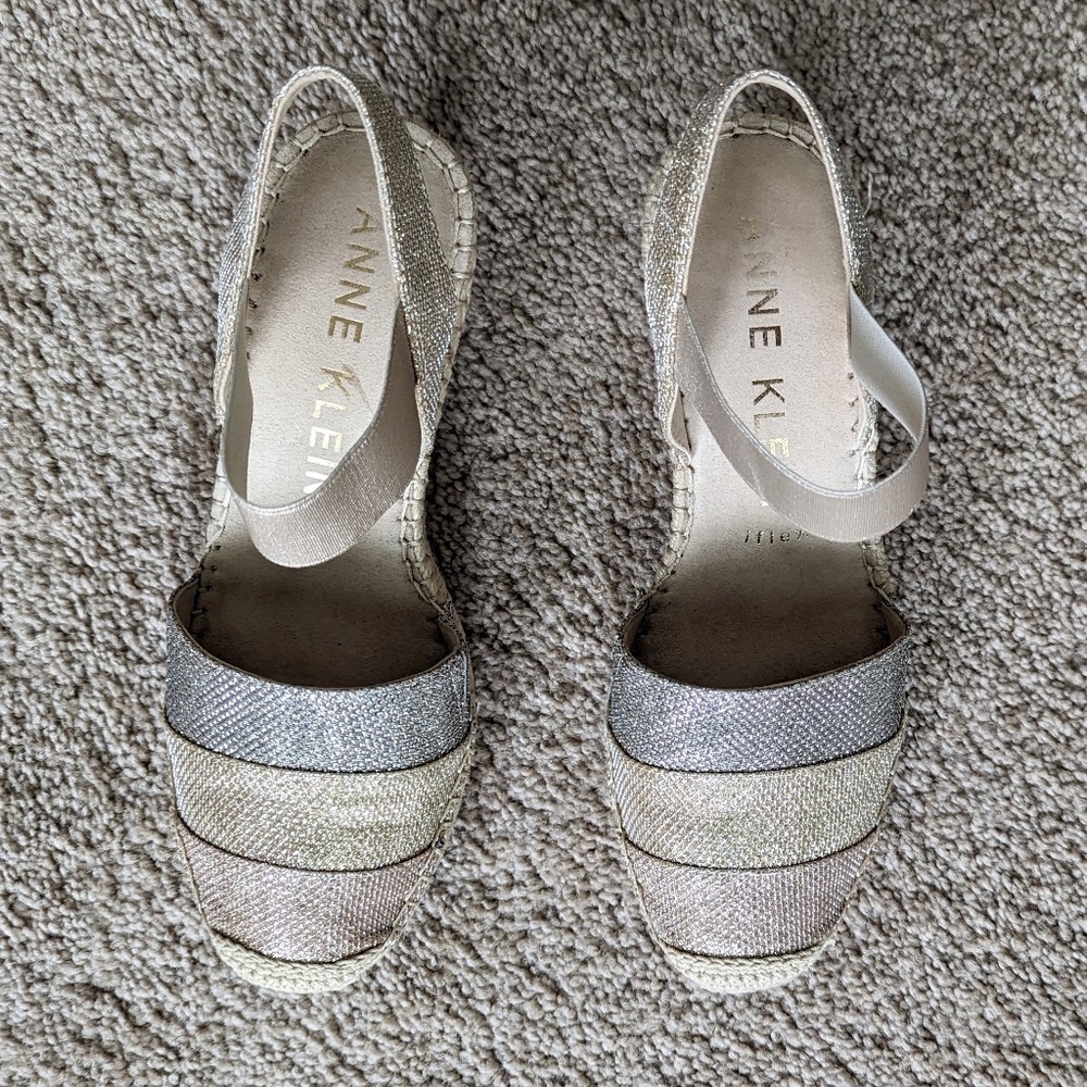 Anne Klein wedges 8 M